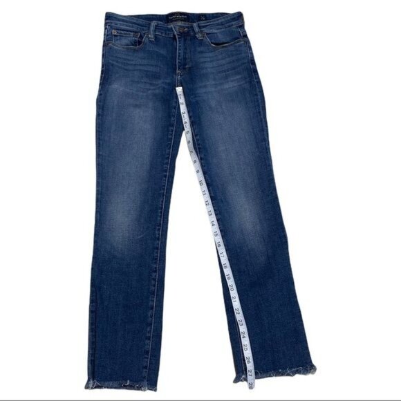Lucky Brand Sweet Straight Blue Jeans Size 2 Low Rise Raw Hem Stretch Denim 7” R - Picture 10 of 10